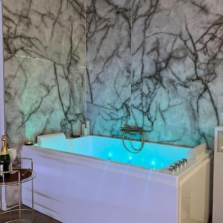 Les Chambres D Excellence Spa Sete Luaran gambar