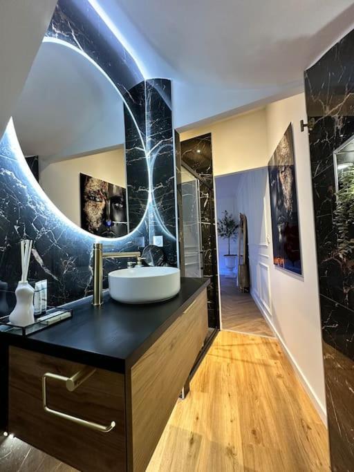 Les Chambres D Excellence Spa Sete Luaran gambar