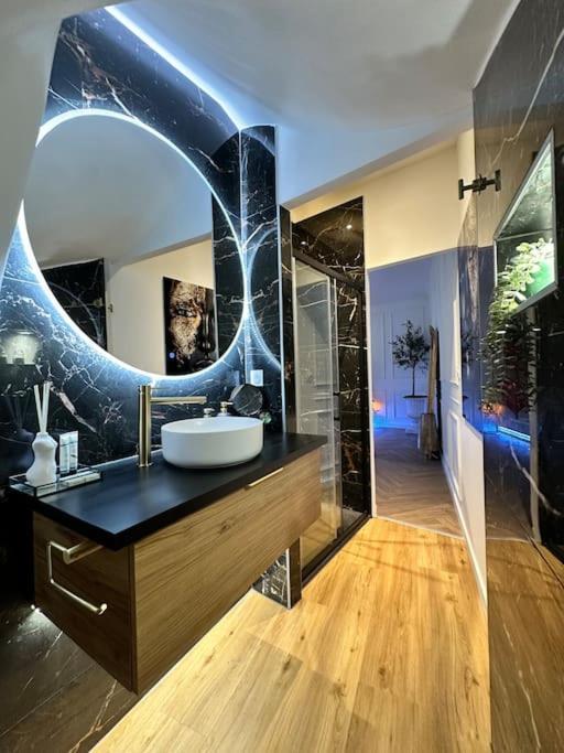 Les Chambres D Excellence Spa Sete Luaran gambar